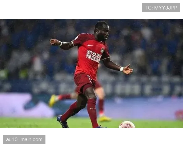 河南队双外援中卫坐镇仍场均丢一球,防守体系协同性存疑